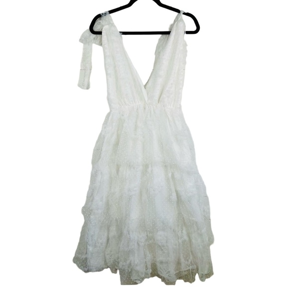 JUST ME White Lace Sleeveless Deep V-Neck Tiered Midi Dress Size L Open Back - Picture 2 of 16